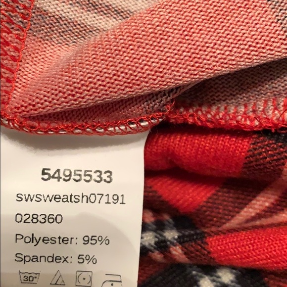 NEW Boutique! Lantern Sleeve Plaid Pullover - Picture 3 of 4